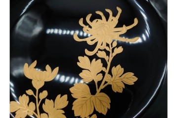 戦前　大正から昭和初期　木製漆器　蒔絵　直径約17cm(5.6寸)　気品漂う絵変わりの銘々皿6枚セット　外箱付き　(R-089678)