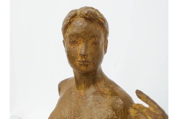 彫刻家 小森邦夫　高さ約54cm　優美な立ち姿が目を引く裸婦のブロンズ像　(R-089680)