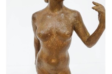 彫刻家 小森邦夫　高さ約54cm　優美な立ち姿が目を引く裸婦のブロンズ像　(R-089680)