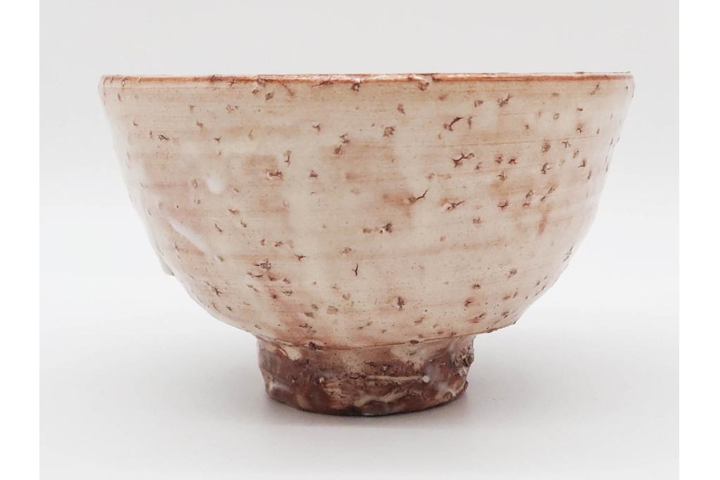 岡田裕　直径約14cm(4.6寸)　土の温かみを感じる萩茶碗　共箱付き　(R-089694)