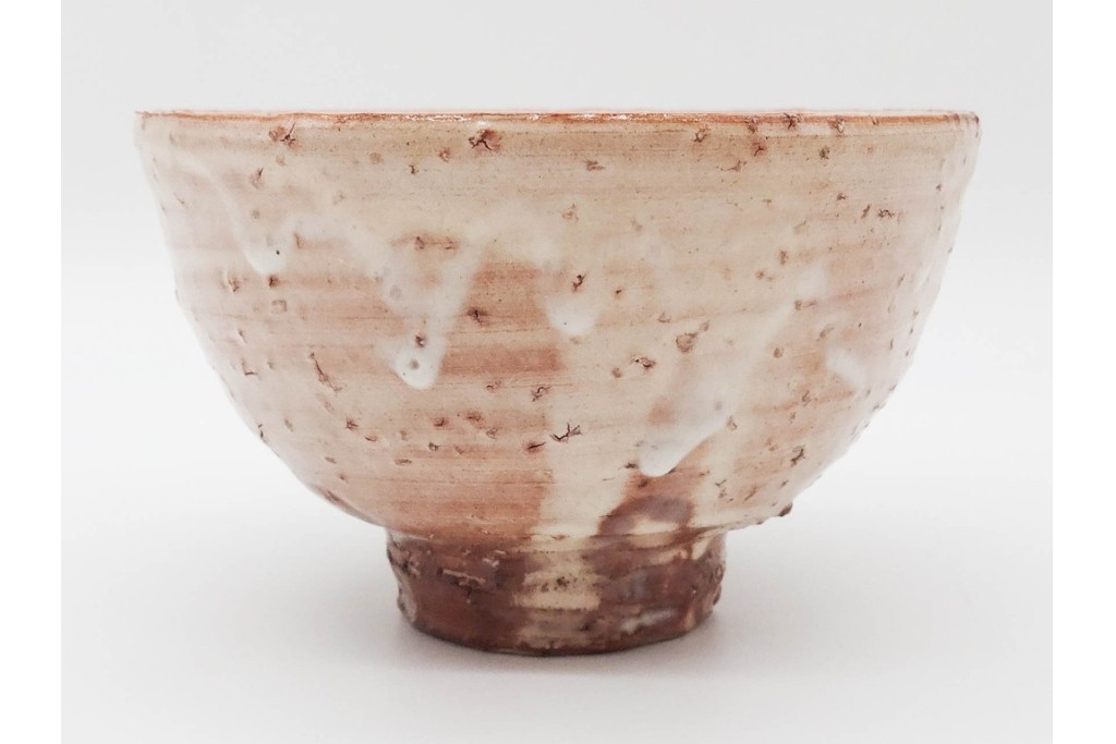 岡田裕　直径約14cm(4.6寸)　土の温かみを感じる萩茶碗　共箱付き　(R-089694)