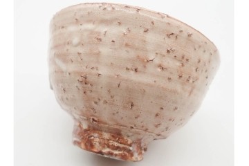 岡田裕　直径約14cm(4.6寸)　土の温かみを感じる萩茶碗　共箱付き　(R-089694)