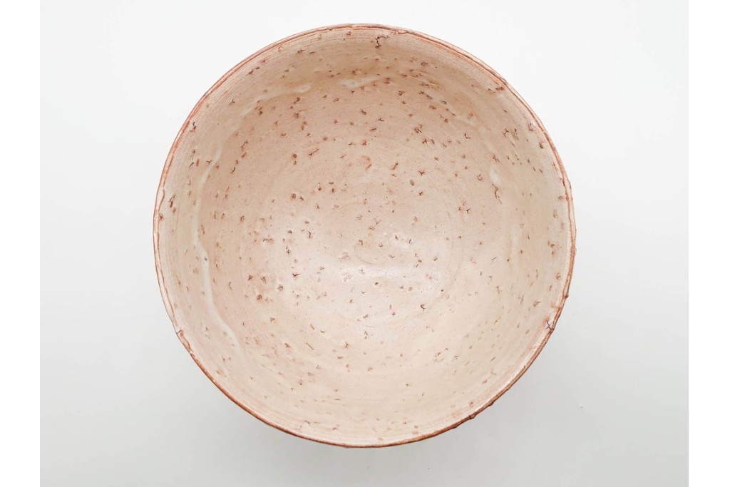 岡田裕　直径約14cm(4.6寸)　土の温かみを感じる萩茶碗　共箱付き　(R-089694)