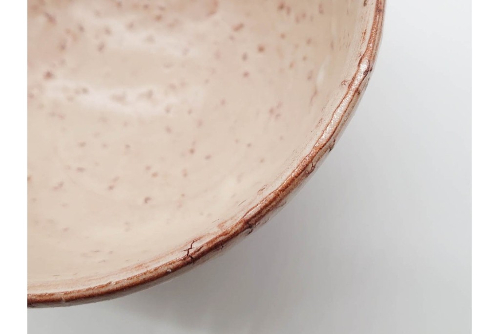 岡田裕　直径約14cm(4.6寸)　土の温かみを感じる萩茶碗　共箱付き　(R-089694)