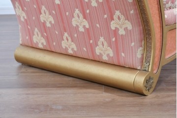 中古　ピンク×ゴールドの華やかな色合いのアンティーク調シェーズロング　(R-089706)