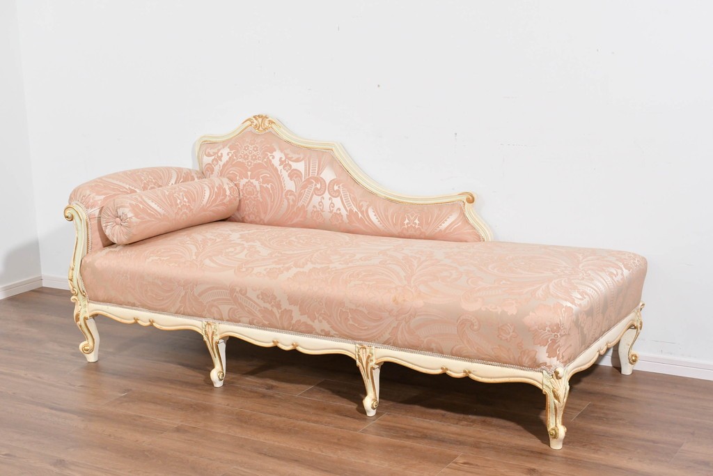 中古　ピンクの花柄とゴールドカラーの装飾が華やかなシェーズロング　(R-089707)