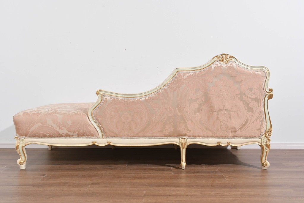 中古　ピンクの花柄とゴールドカラーの装飾が華やかなシェーズロング　(R-089707)