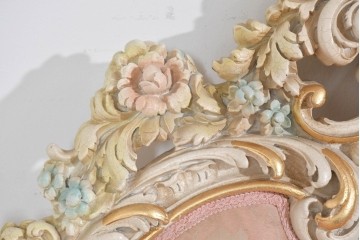 中古　SILIK(シリック)　ロココ調　優美な花柄と曲線装飾が華やかな1人掛けソファ　定価約110万円　(R-089709)