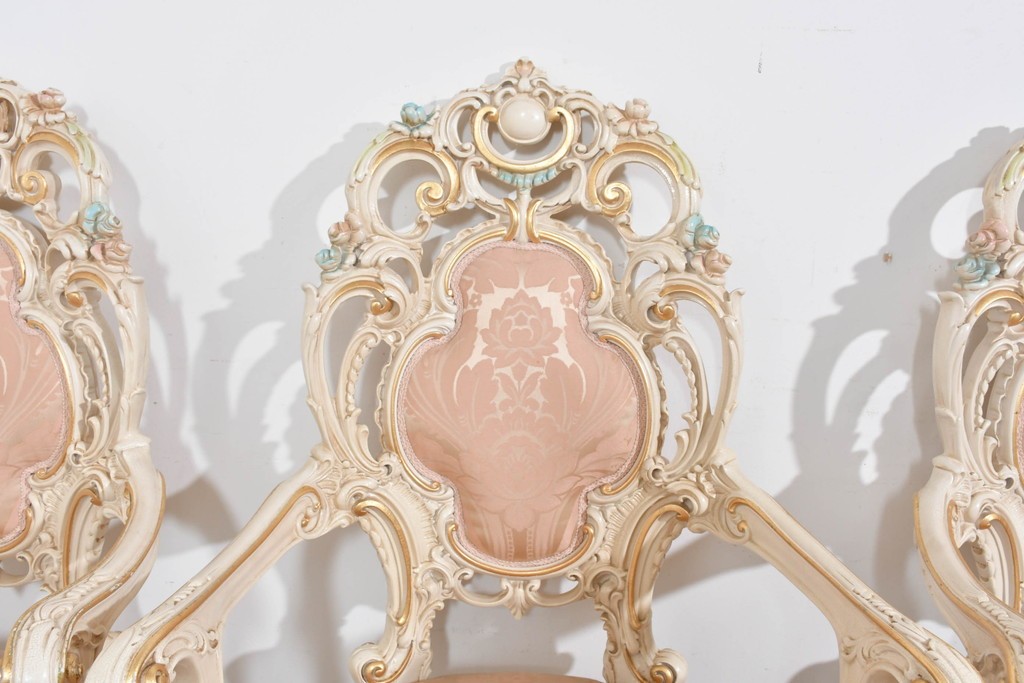 中古　イタリアブランド家具　SILIK(シリック)　細部まで凝った造りのアームチェア4脚セット　※汚れ有り　(R-089710)