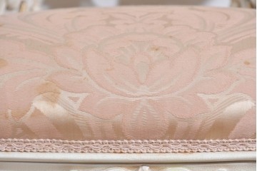 中古　イタリアブランド家具　SILIK(シリック)　細部まで凝った造りのアームチェア4脚セット　※汚れ有り　(R-089710)