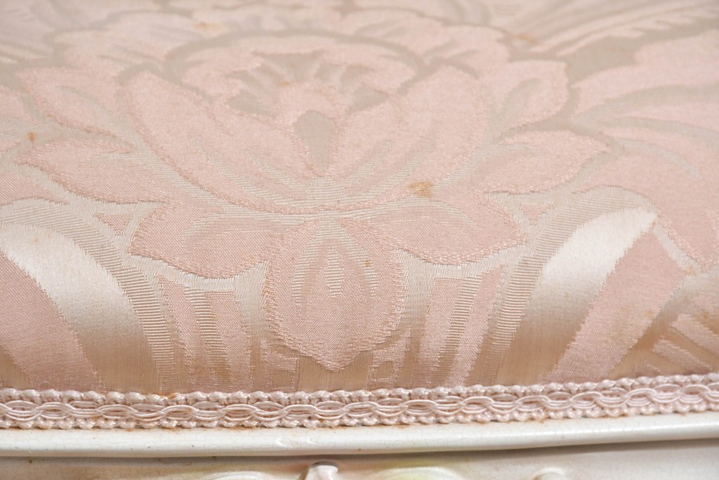 中古　イタリアブランド家具　SILIK(シリック)　細部まで凝った造りのアームチェア4脚セット　※汚れ有り　(R-089710)