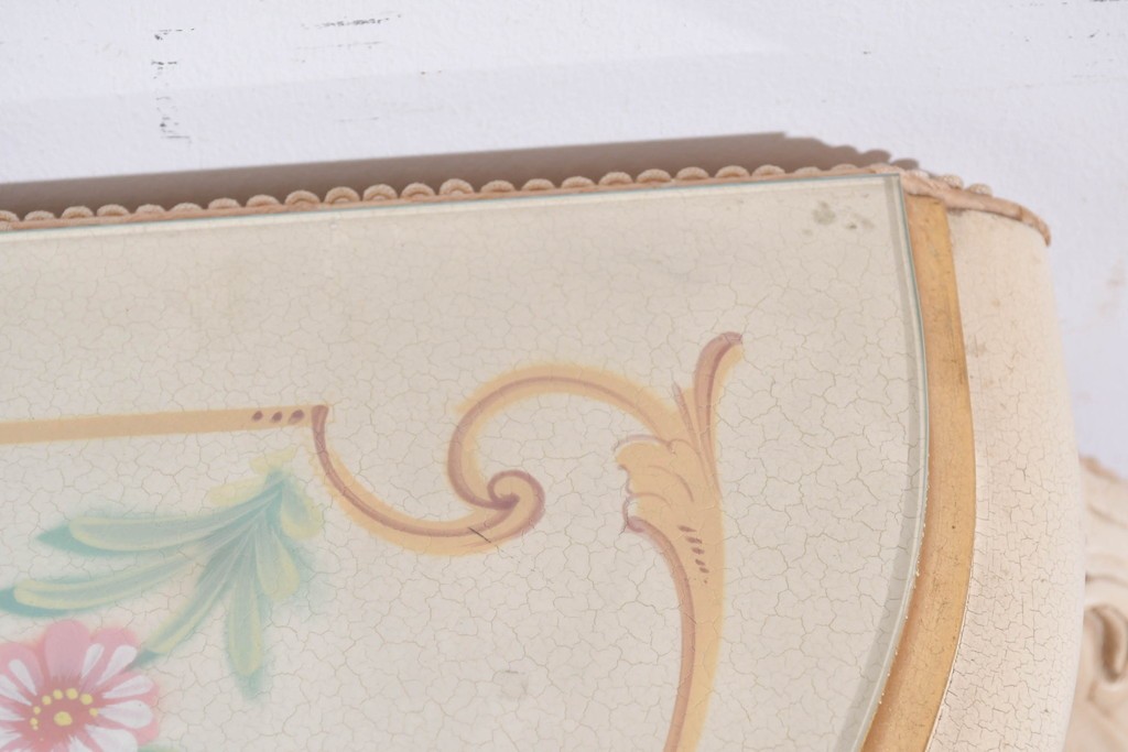 中古　美品　SILIK(シリック)　ロココ調　優美な花柄とゴールドの装飾が華やかな引き出し付きコンソールテーブル　現行定価約180万円　(R-089712)