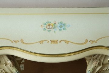中古　美品　SILIK(シリック)　ロココ調　優美な花柄とゴールドの装飾が華やかな引き出し付きコンソールテーブル　現行定価約180万円　(R-089712)