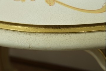 中古　美品　SILIK(シリック)　ロココ調　優美な花柄とゴールドの装飾が華やかな引き出し付きコンソールテーブル　現行定価約180万円　(R-089712)