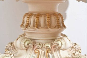 中古　美品　SILIK(シリック)　繊細なロココ調装飾が華やかなダイニングテーブル　定価約210万円　(R-089713)