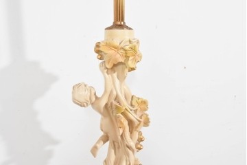 中古　SILIK(シリック)　ブドウと人物モチーフの装飾が華やかなポールハンガー　定価約46万円　(R-089714)