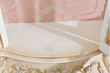 中古　美品　SILIK(シリック)　優美な装飾が華やかなロココ調キュリオケース　定価約170万円　(R-089716)