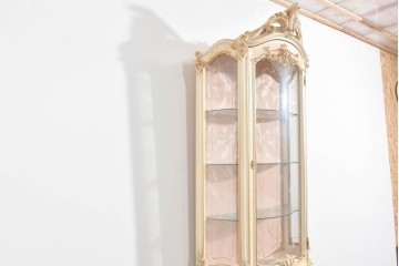 中古　美品　SILIK(シリック)　優美な装飾が華やかなロココ調キュリオケース　定価約170万円　(R-089717)