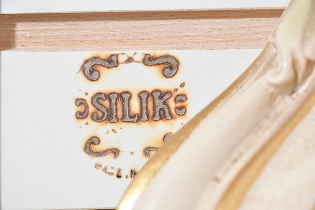 中古　美品　SILIK(シリック)　優美な装飾が華やかなロココ調キュリオケース　定価約170万円　(R-089717)