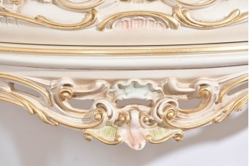 中古　美品　SILIK(シリック)　優美な装飾が華やかなロココ調キュリオケース　定価約170万円　(R-089717)