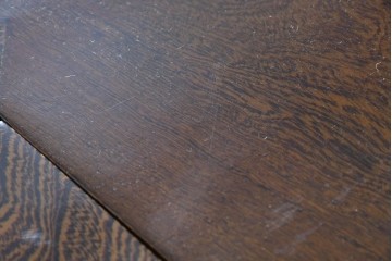 中古　美品　鉄刀木(タガヤサン)材　重厚な木目を楽しむ和モダンな囲炉裏テーブルと椅子4脚のセット　(R-089720)