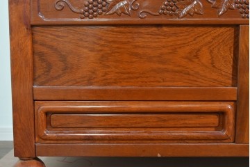 中古　美品　花梨(カリン)無垢材　多機能デザインが魅力の彫刻入りモンクスベンチ　(R-089721)