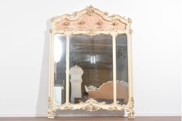 中古　イタリア製　高級家具　SILIK(シリック)　ロココ調　華やかな装飾が目を引く特大壁掛けミラー　(R-089723)