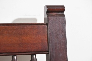中古　美品　松本民芸家具　挽物の意匠が上品な3人掛けD型布張りイス　(R-089725)