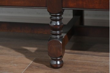 中古　美品　松本民芸家具　挽物の意匠が上品な3人掛けD型布張りイス　(R-089725)