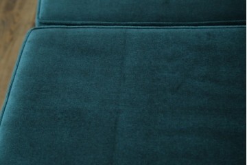 中古　美品　松本民芸家具　挽物の意匠が上品な3人掛けD型布張りイス　(R-089725)