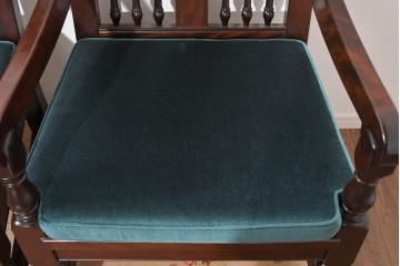 中古　美品　松本民芸家具　挽物の意匠が美しい1人掛けD型布張りイス2脚セット　(R-089726)
