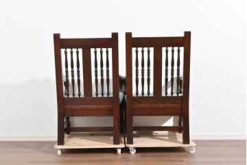 中古　美品　松本民芸家具　挽物の意匠が美しい1人掛けD型布張りイス2脚セット　(R-089726)