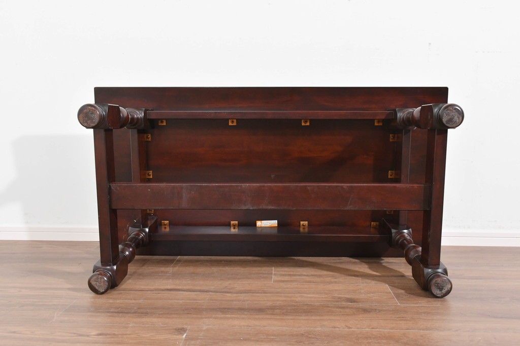 中古　美品　松本民芸家具　重厚な挽物脚が目を引くC型センターテーブル　(R-089733)