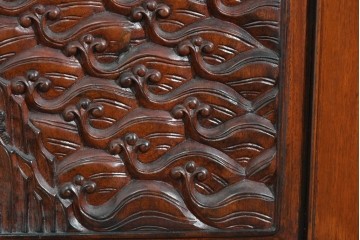 中古　美品　高級品　花梨(カリン)材　山水風景の彫刻が美しい衝立　(R-089734)