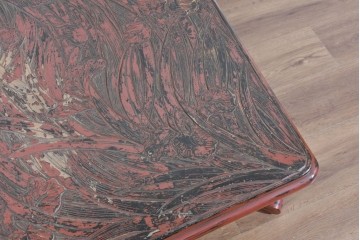 【簡易リペア限定品】　和製ヴィンテージ　昭和中期　鎌倉彫り　天板一面の大胆な草花彫刻が目を惹く座卓　※天板に反りあり　(R-089737)