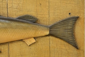 イタリアヴィンテージ　1950年から1970年頃　著名工房ペイント作品　ビストロの店舗什器としておすすめ!　魚を立体的にあしらったレトロな魚屋の看板　(R-089745)