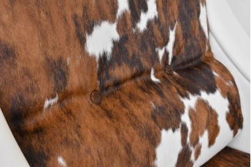 中古　美品　Poltrona Frau(ポルトローナ・フラウ)　Gio Ponti(ジオ・ポンティ)　カウスキン　Dezza(デッザ)　洗練されたデザインのアームチェア　現行定価約180万円(R-089750)