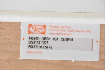中古　美品　Poltrona Frau(ポルトローナ・フラウ)　Gio Ponti(ジオ・ポンティ)　カウスキン　Dezza(デッザ)　洗練されたデザインのアームチェア　現行定価約180万円(R-089750)