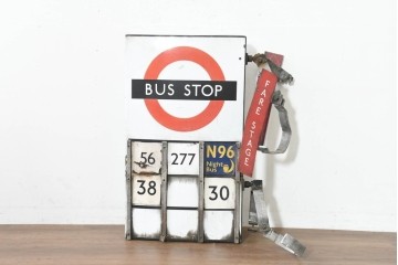 イギリスヴィンテージ　1950年から1970年頃　ロンドン交通局　ラウンデル(Roundel)　BUS STOP(バスストップ)　レトロな魅力あふれるバス停看板　(R-089757)