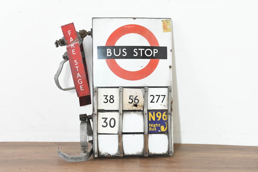 イギリスヴィンテージ　1950年から1970年頃　ロンドン交通局　ラウンデル(Roundel)　BUS STOP(バスストップ)　レトロな魅力あふれるバス停看板　(R-089757)