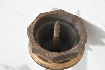 フランスアンティーク　アイアン製　蔦の葉装飾のクラシカルな吊り下げオーナメント　(R-089768)