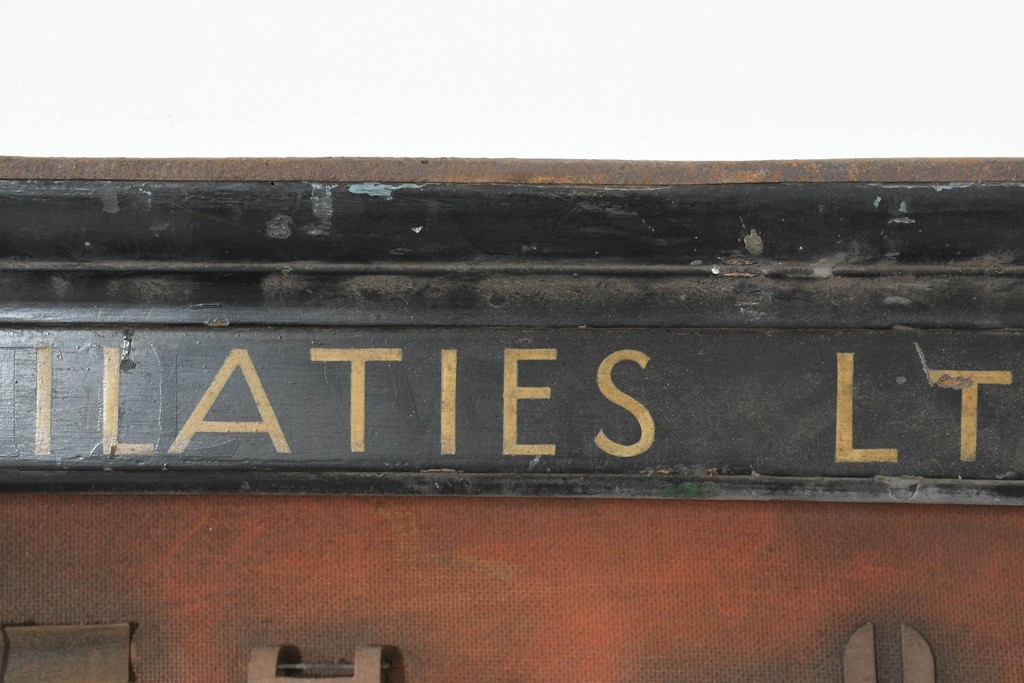 イギリスアンティーク　JONES TEXTILATIES LTD(ジョーンズ・テクスティレイティーズ・リミテッド)　無骨な工業パーツのディスプレイボード　(R-089770)