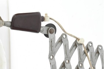 ヨーロッパヴィンテージ　VEB Zweckleuchtenbau Dresden　東ドイツの産業用シザーランプ　(R-089786)