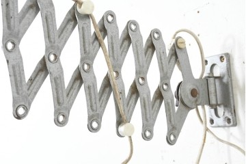 ヨーロッパヴィンテージ　VEB Zweckleuchtenbau Dresden　東ドイツの産業用シザーランプ　(R-089786)