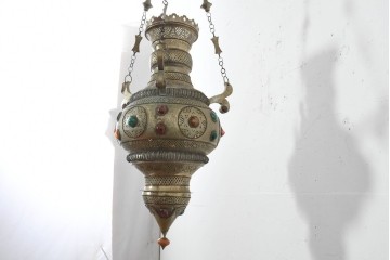 アジアンヴィンテージ　インド　高級工芸品　真鍮　宝石象嵌風の装飾が異国の宮殿を思わせる大型のランタン型ペンダントライト　(R-089789)