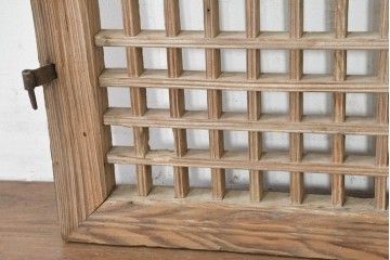 中国アンティーク建具　李朝風建具　均整の取れた格子意匠が魅力の窓1枚　(R-089793)