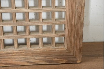 中国アンティーク建具　李朝風建具　均整の取れた格子意匠が魅力の窓1枚　(R-089793)