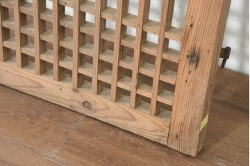 中国アンティーク建具　李朝風建具　均整の取れた格子意匠が魅力の窓1枚　(R-089793)