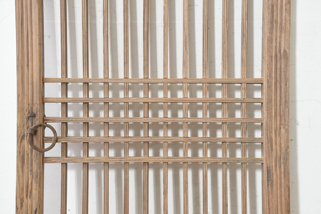 中国アンティーク建具　李朝風建具　均整の取れた格子意匠が魅力の窓1枚　(R-089794)