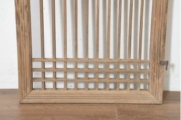 中国アンティーク建具　李朝風建具　均整の取れた格子意匠が魅力の窓1枚　(R-089794)